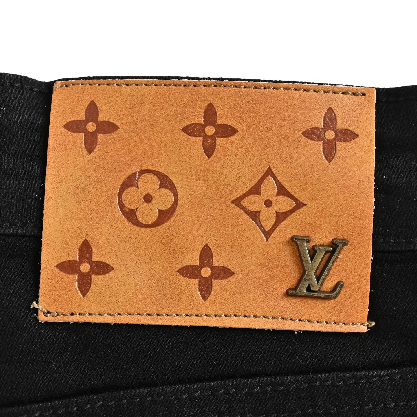 Louis Vuitton/Louis Vuitton back pocket airplane jeans